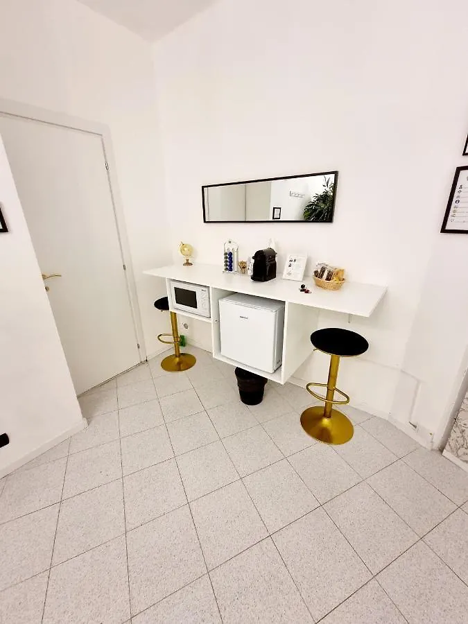 Vitti'S Home Verona 2 Apartment